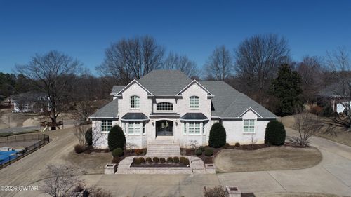 802 Acadian Blvd, Dyersburg, TN, 38024-2921 | Card Image