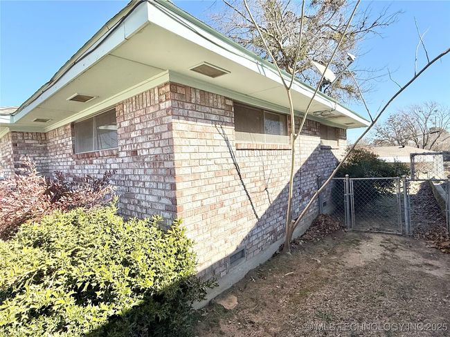 1712 Louise Dr, House other with 2 bedrooms, 2 bathrooms and null parking in McAlester OK | Image 18