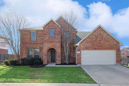 533 Crown Oaks Dr, Fort Worth, TX, 76131-4265 | Card Image