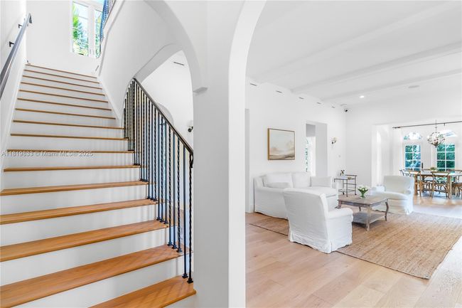 1225 N Greenway Dr, House other with 5 bedrooms, 5 bathrooms and null parking in Coral Gables FL | Image 6