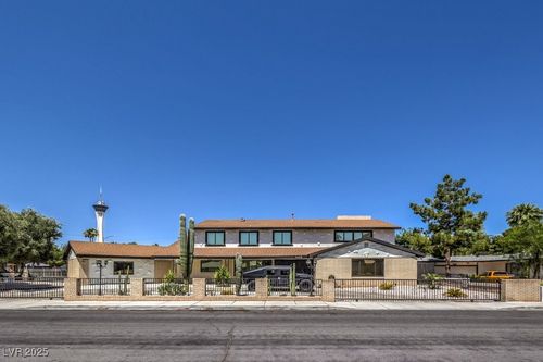 1420 S 8th St, Las Vegas, NV, 89104-1618 | Card Image