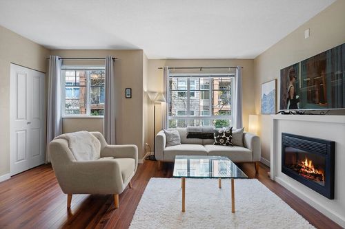 51-13239 Old Yale Rd, Surrey, BC, V3T3C5 | Card Image