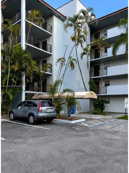 403-3955 N Nob Hill Rd, Sunrise, FL, 33351-5872 | Card Image