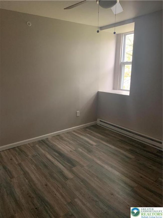 APT-402 - 103 Main St, Condo with 1 bedrooms, 1 bathrooms and null parking in WALNUTPORT PA | Image 5