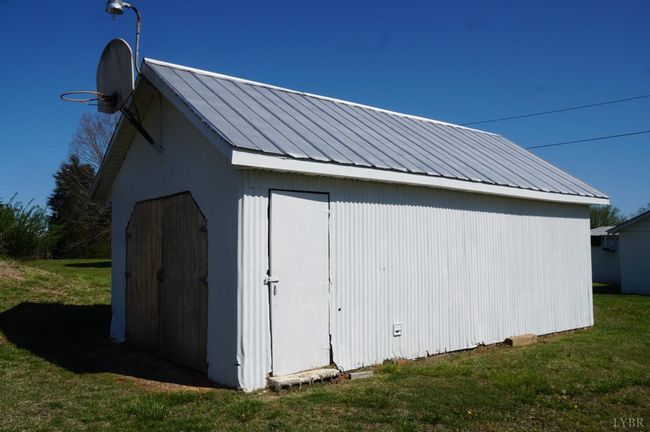 272 Jasper Wood Rd, House other with 2 bedrooms, 1 bathrooms and null parking in Hurt VA | Image 16