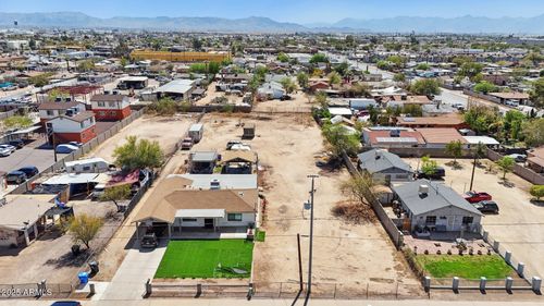 --3033 W Fillmore St, Phoenix, AZ, 85009-4332 | Card Image