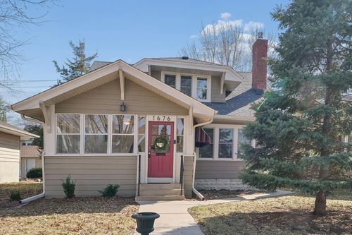 1676 Berkeley Ave, Saint Paul, MN, 55105-2024 | Card Image