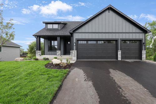9785 Pinehurst Dr, Elko New Market, MN, 55020-9631 | Card Image