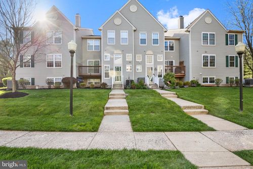 1003-842 Dewees Pl, TRAPPE, PA, 19426-2271 | Card Image