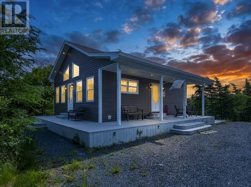 0 1 St Pond Rd, Home with 2 bedrooms, 1 bathrooms and null parking in Bay Roberts NL | Card Image
