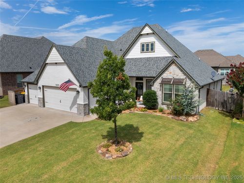 13019 5th Pl, Jenks, OK, 74037-4448 | Card Image