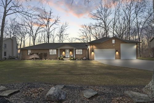 1317 Adare Rd, Marion, OH, 43302-6885 | Card Image