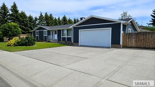 1875 Mckinzie Ave, Idaho Falls, ID, 83404-6202 | Card Image