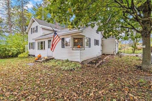 2577 S Custer Rd, Custer, MI, 49405-9720 | Card Image