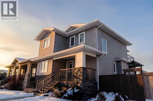 26 Riverglen Link W, Lethbridge, AB, T1K5X5 | Card Image