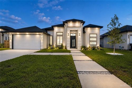 8046 N 50th, McAllen, TX, 78504-0949 | Card Image