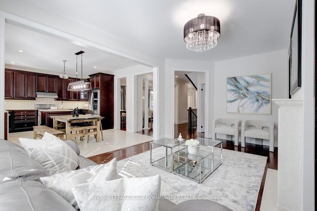 24 Rock Elm Crt, House other with 5 bedrooms, 4 bathrooms and 4 parking in Maple ON | Image 25