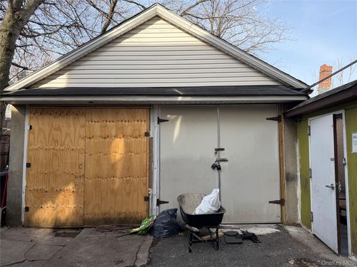 49-04 69th St, Woodside, NY, 11377-5929 | Card Image