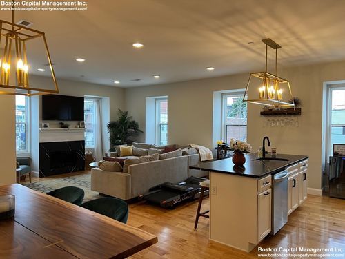 unit-4-14 Williams St, Chelsea, MA, 02150-4478 | Card Image
