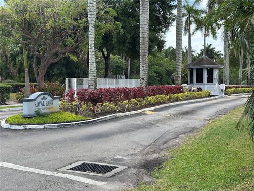 apt-1f-117 Royal Park Dr, Oakland Park, FL, 33309-5882 | Card Image