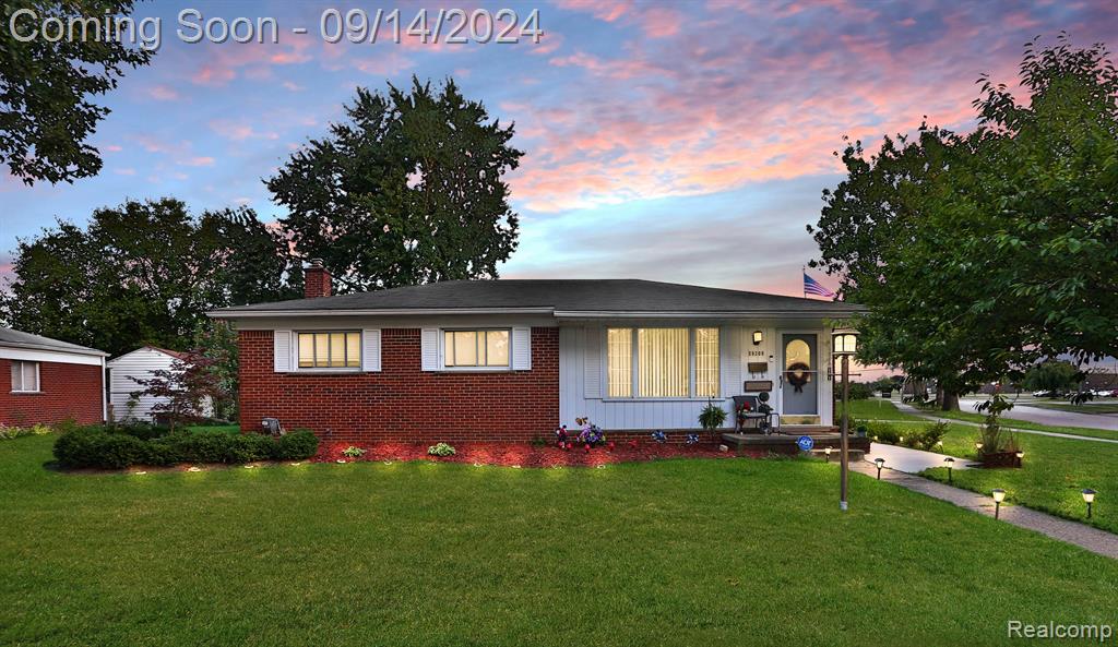Moulin Ave, Warren, MI 48088 #1