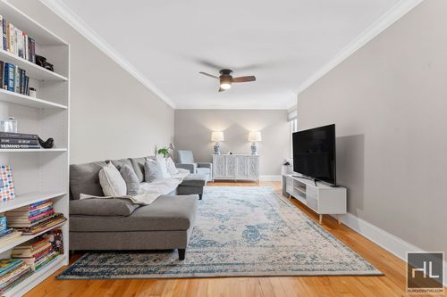 6d-39-60 52nd St, Woodside, NY, 11377-3271 | Card Image