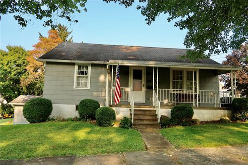 36 Main St, Fredonia, PA, 16124-5012 | Card Image