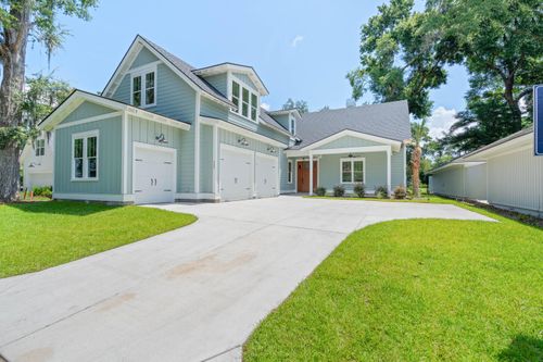 665 S Reeve Rd, Saint Helena Island, SC, 29920-3037 | Card Image