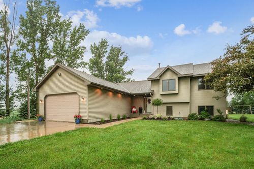 1850 Wagon Ave, Mayer, MN, 55360-9680 | Card Image