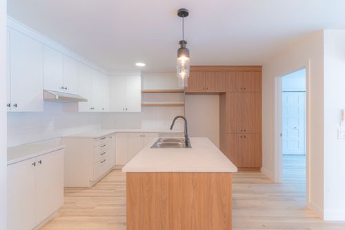 305-1700 Rue Des Quatre-Saisons, Sherbrooke, QC, J1E0N2 | Card Image