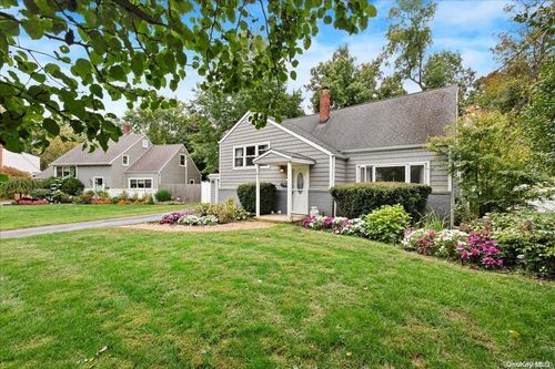 10 Peartree Ln, South Huntington, NY, 11746-4016 | Card Image