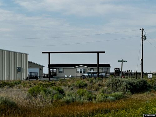 2 Freight Wagon Road, Farson, WY, 82932 | Card Image