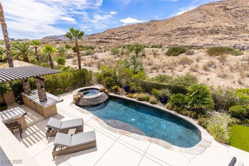 2939 Red Arrow Dr, Las Vegas, NV, 89135-1623 | Card Image