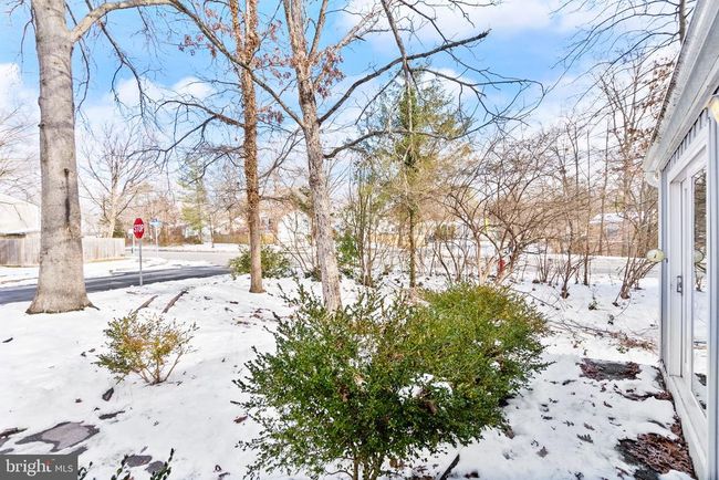 2280 Cocquina Dr, House other with 5 bedrooms, 2 bathrooms and null parking in RESTON VA | Image 4