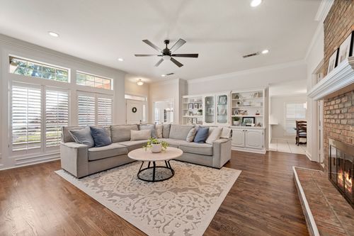 2824 Timber Hill Dr, Grapevine, TX, 76051-6432 | Card Image