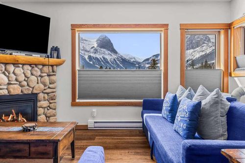 300-1140 Railway Ave, Canmore, AB, T1W1P4 | Card Image