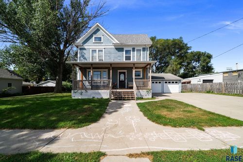 115 S Bartlett St, Canton, SD, 57013-2126 | Card Image