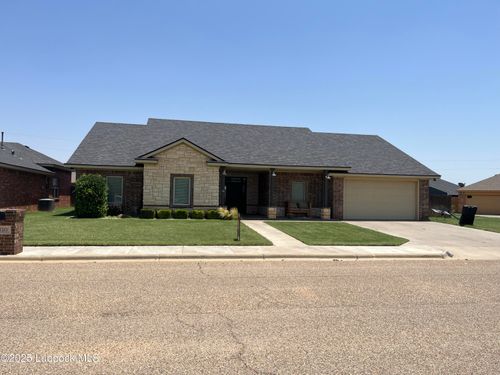 510 Avenue S, Shallowater, TX, 79363-6415 | Card Image