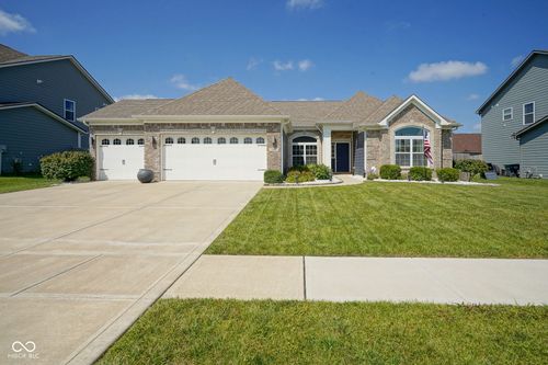 1480 Trailside Dr, Greenwood, IN, 46143-5638 | Card Image