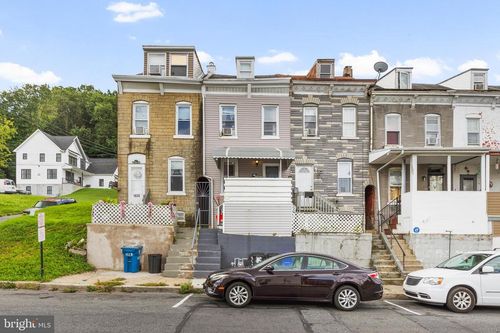 1626 Fairview St, READING, PA, 19606-2518 | Card Image