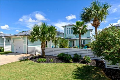 126 Reserve Ln, Rockport, TX, 78382-8011 | Card Image
