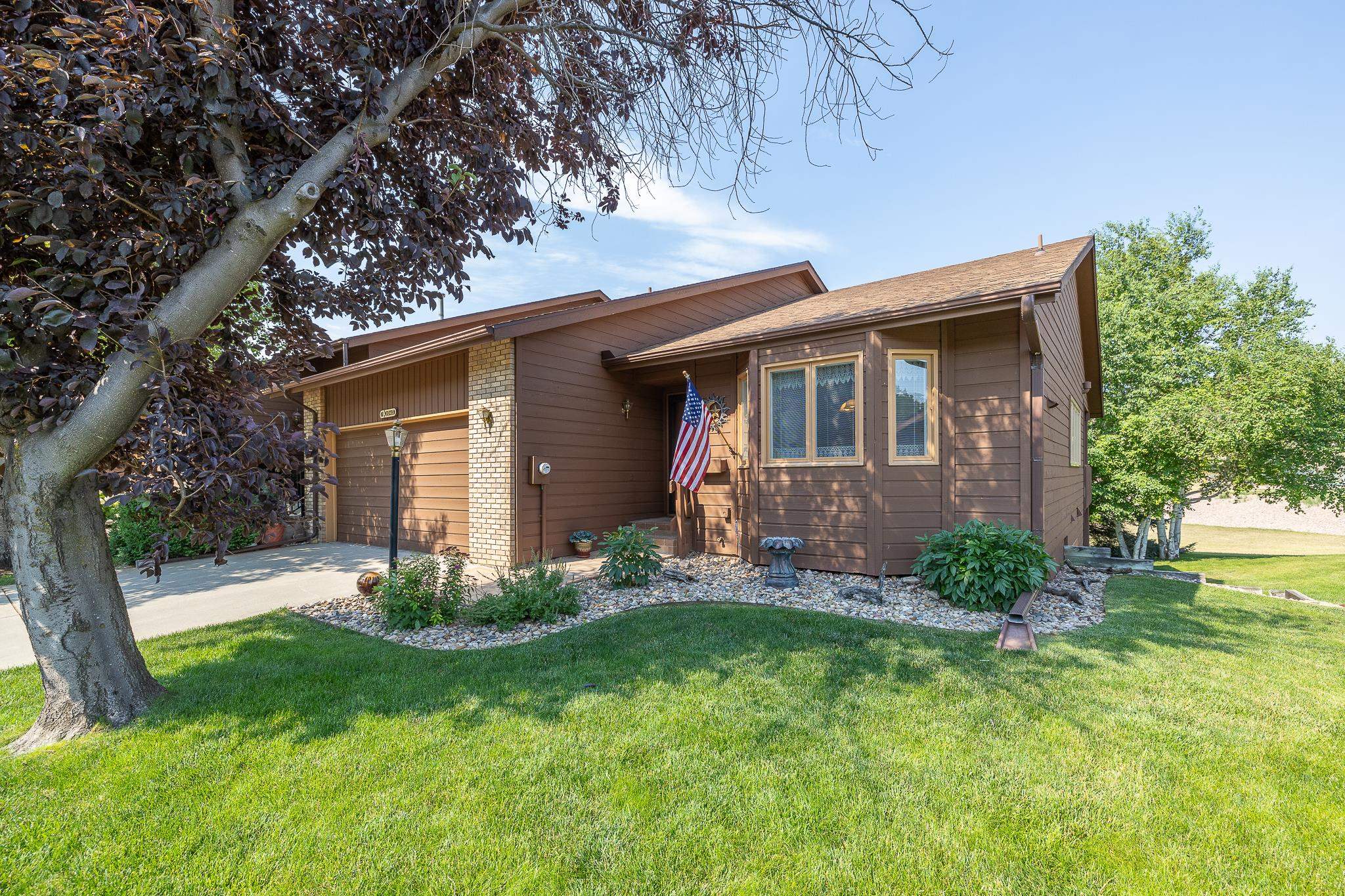 Mountain Springs Ln, Rapid City, SD 57702