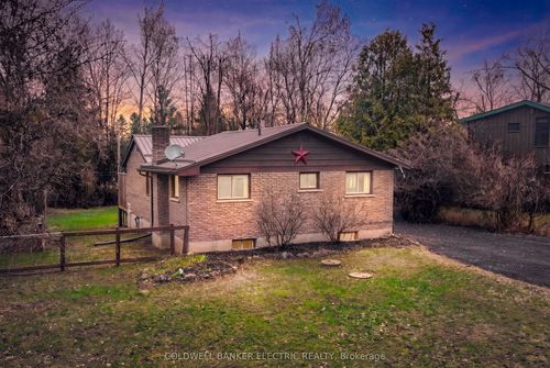 30 Woods Avenue, Kawartha Lakes, ON, K0L2W0 | Card Image