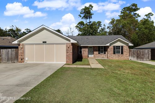 13540 Huntington Cir, Gulfport, MS, 39503-4990 | Card Image