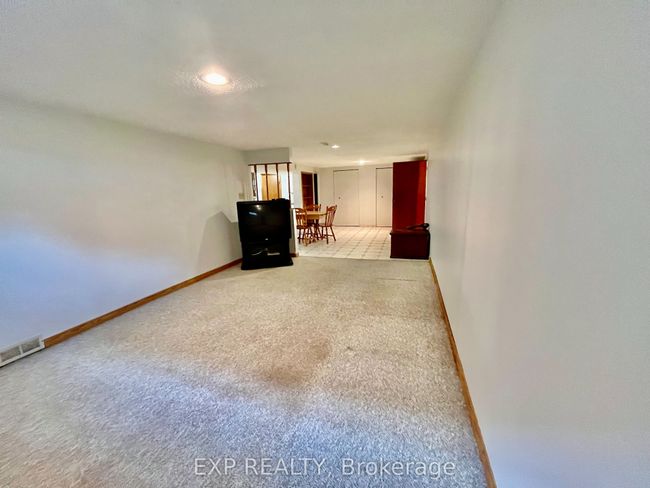 134 Alison Ave, Home with 3 bedrooms, 2 bathrooms and 4 parking in Cambridge ON | Image 15