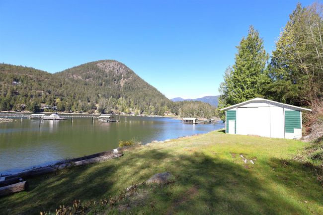 12815 Sunshine Coast Highway, House other with 3 bedrooms, 2 bathrooms and null parking in Madeira Park BC | Image 32