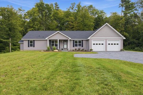 331 Hideaway Ln, Sunderland, VT, 05250-6610 | Card Image