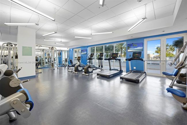 APT-1012 - 19400 Turnberry Way, Condo with 3 bedrooms, 3 bathrooms and null parking in Aventura FL | Image 29