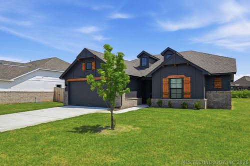 9537 E 131st Pl S, Bixby, OK, 74008-4320 | Card Image