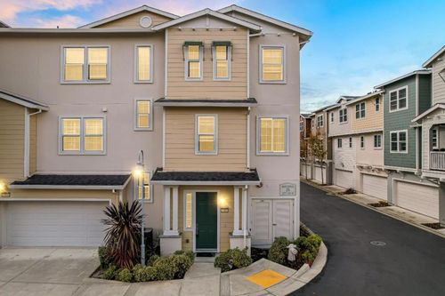 2502 Jetty Dr, Richmond, CA, 94804-4221 | Card Image